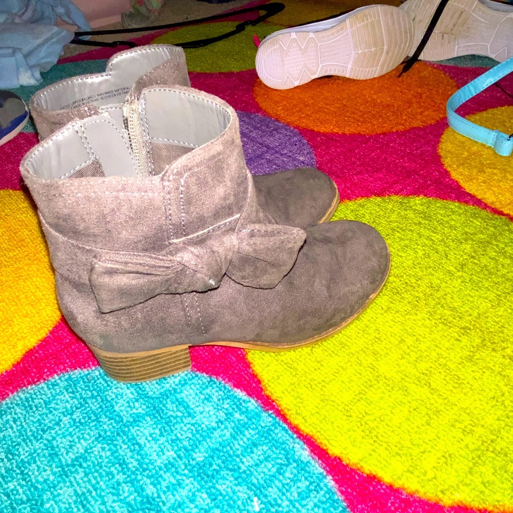 Gray boots